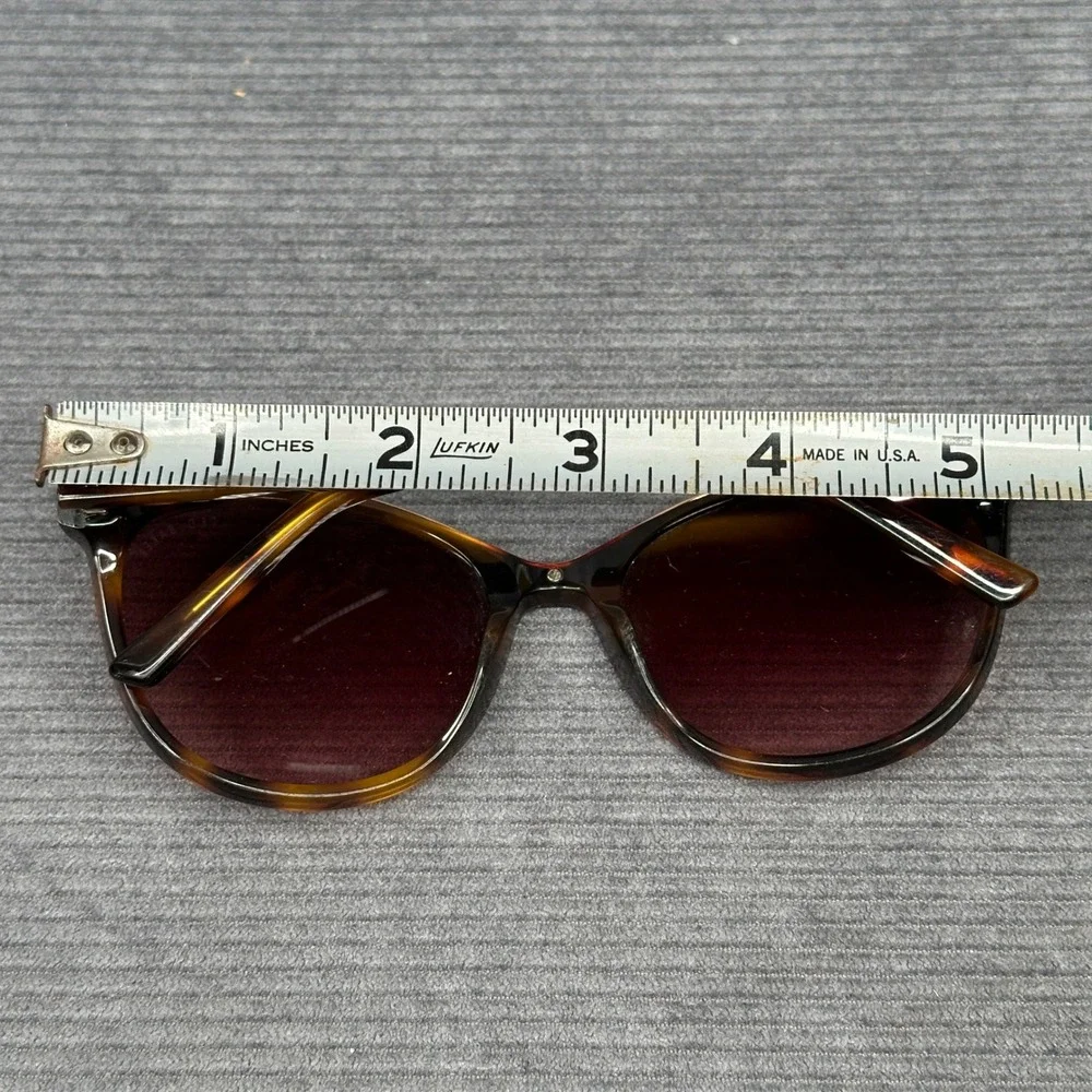 Ted Baker London TBW098 Tortoise Cat Eye Y2K Sunglasses‎ Brown Gradient Lenses